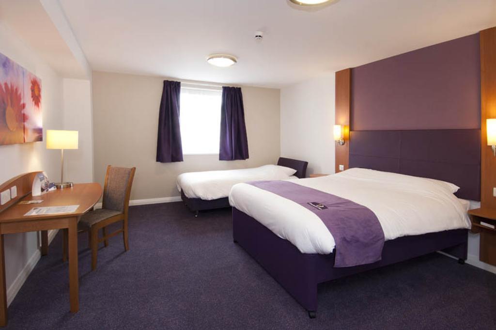 Premier Inn Falkirk Central Camelon Pokoj fotografie